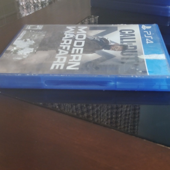 Call Of Duty Modern Warfare Video Game PS4 - Picture 4 of 12